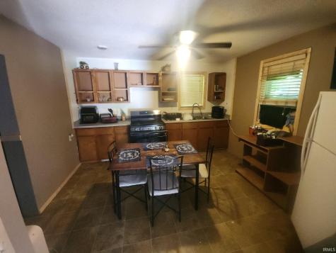 1636 Woodlawn Avenue Logansport IN 46947