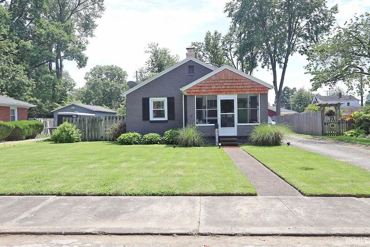 3009 E Chestnut Street Evansville IN 47714