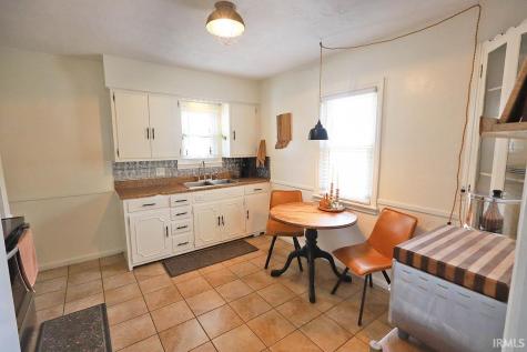 3009 E Chestnut Street Evansville IN 47714