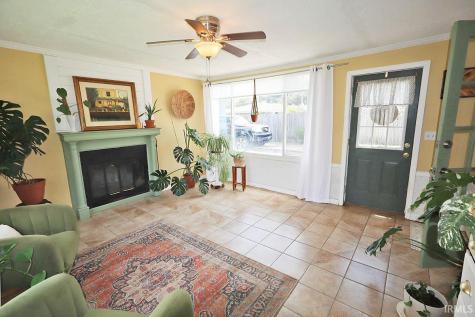 3009 E Chestnut Street Evansville IN 47714