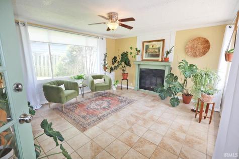 3009 E Chestnut Street Evansville IN 47714