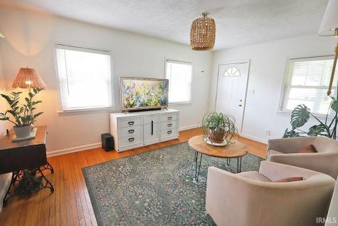 3009 E Chestnut Street Evansville IN 47714