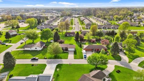 1804 E Springfield Drive Warsaw IN 46580