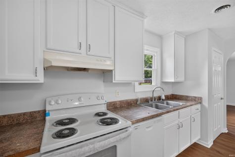 411 N Pine Street Brazil IN 47234