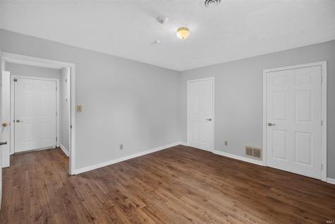 411 N Pine Street Brazil IN 47234