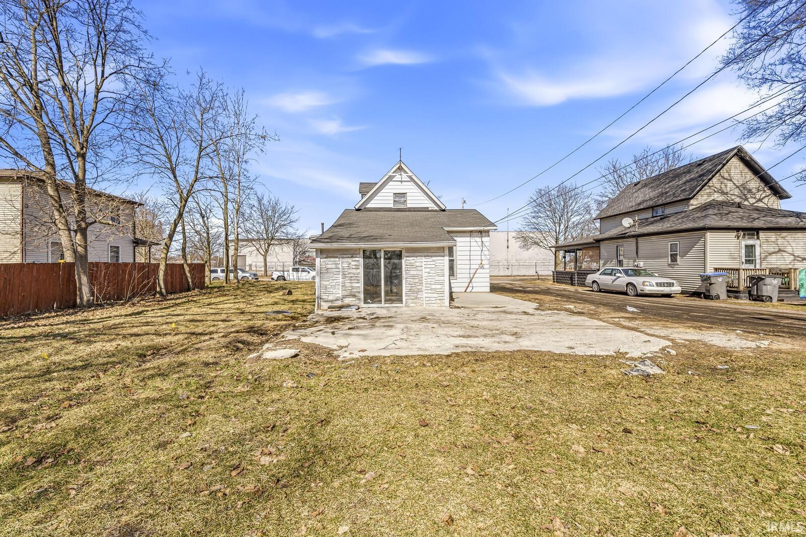 619 W Indiana Avenue Elkhart IN 46516