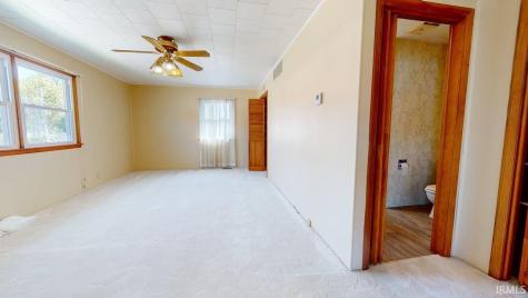 1020 N Main Street Bicknell IN 47512