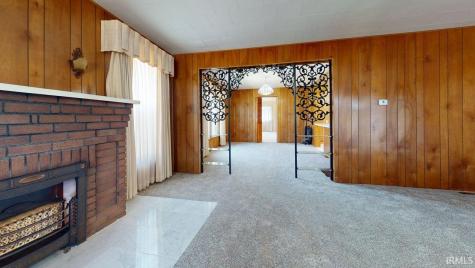 1020 N Main Street Bicknell IN 47512