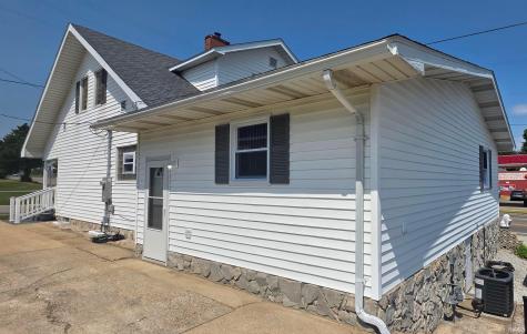 1020 N Main Street Bicknell IN 47512
