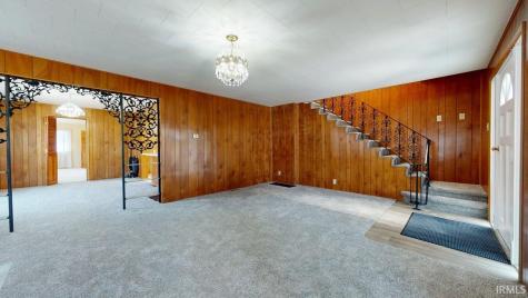 1020 N Main Street Bicknell IN 47512