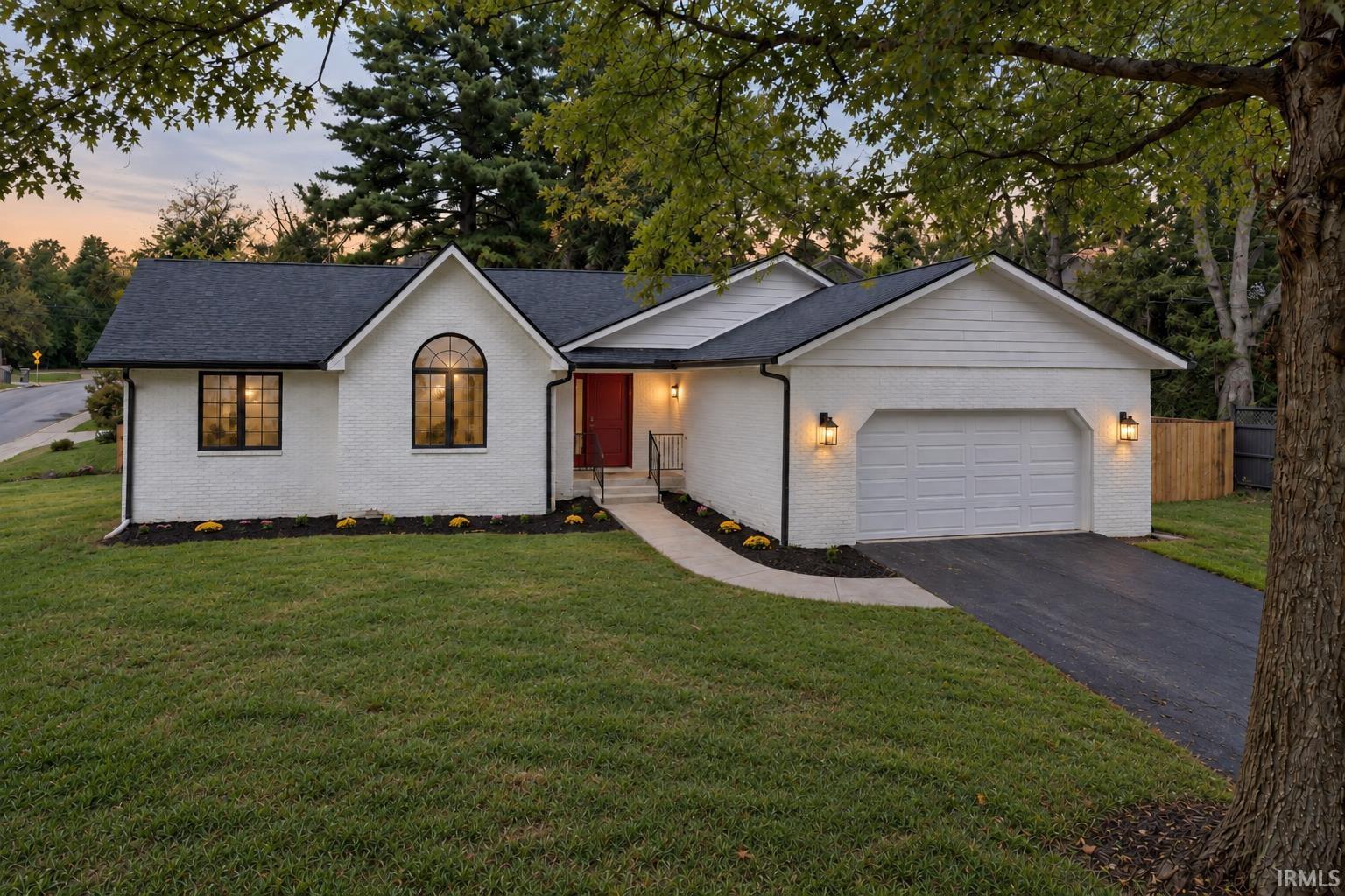 2405 E Queens Way Drive Bloomington IN 47401