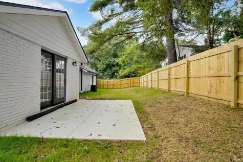 2405 E Queens Way Drive Bloomington IN 47401