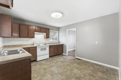412 Edgeknoll Lane Fort Wayne IN 46816