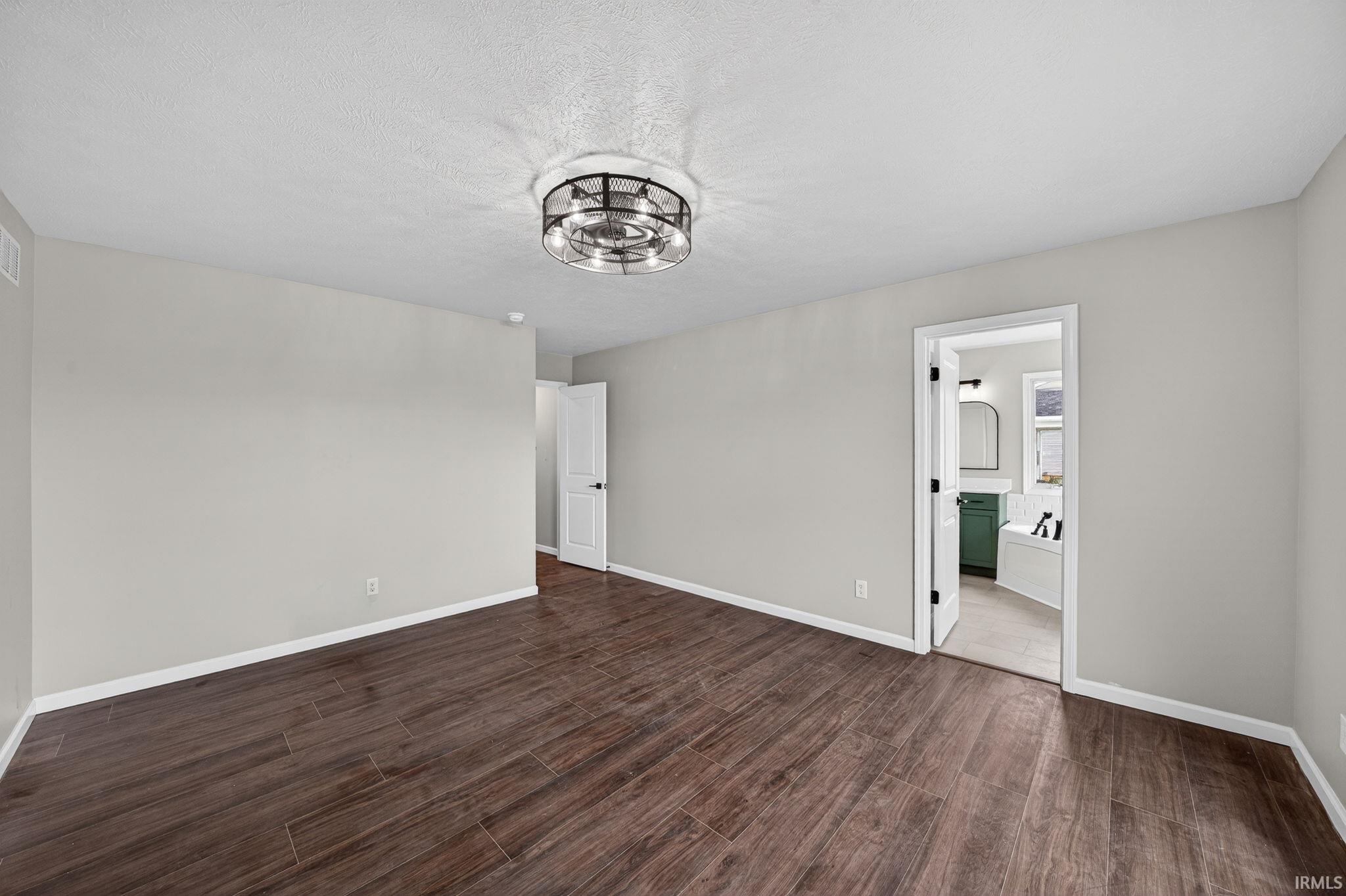 5111 Bankside Court Mishawaka IN 46544