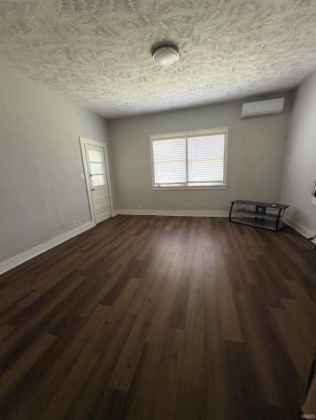 214 S 10th Street Elwood IN 46036