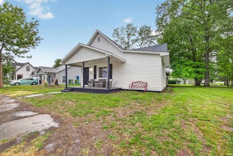 722 N Main Street Sullivan IN 47882