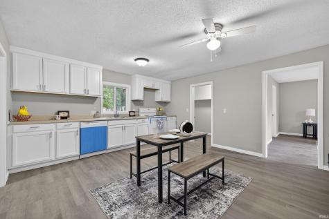 722 N Main Street Sullivan IN 47882