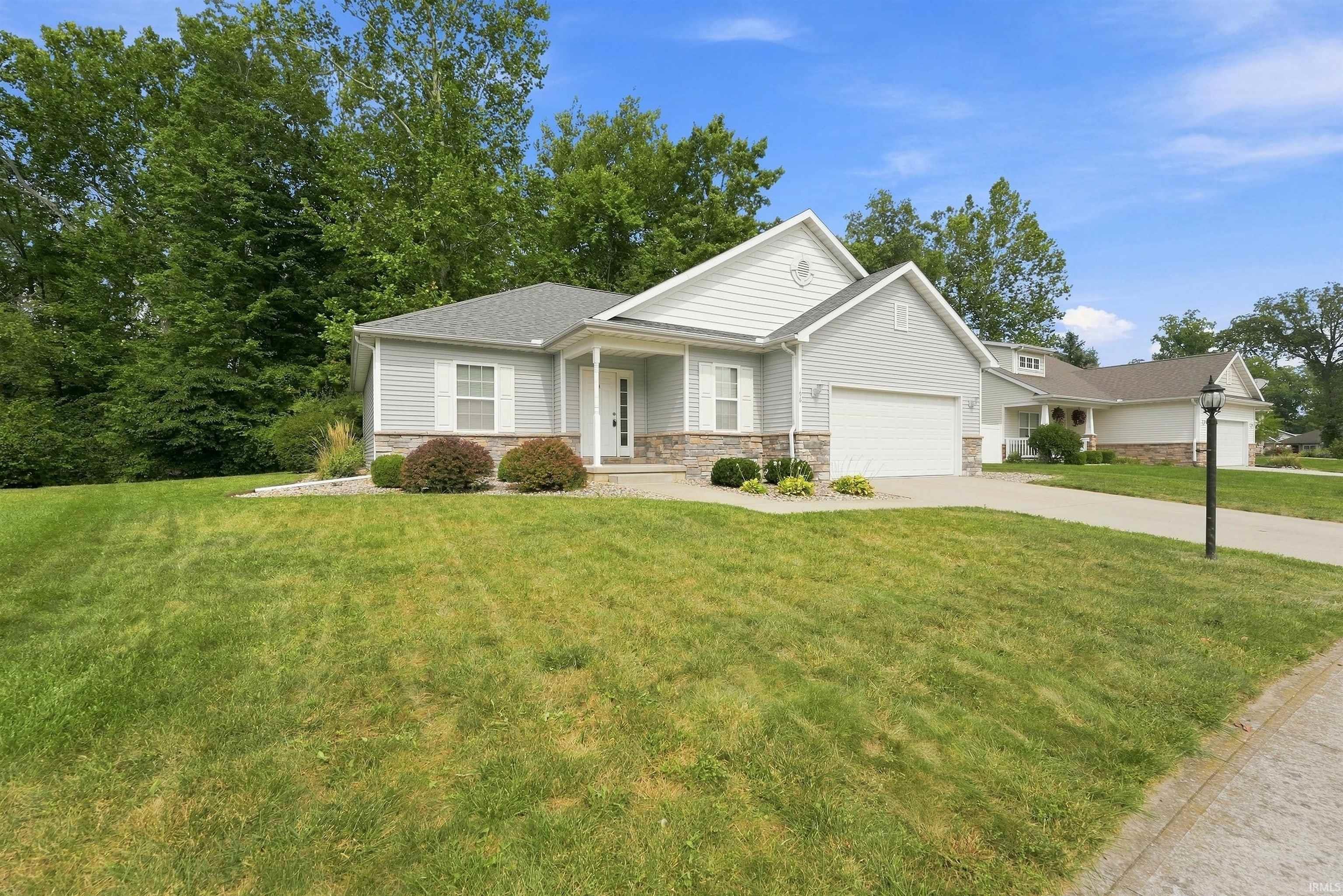 196 Beechnut Court Warsaw IN 46582