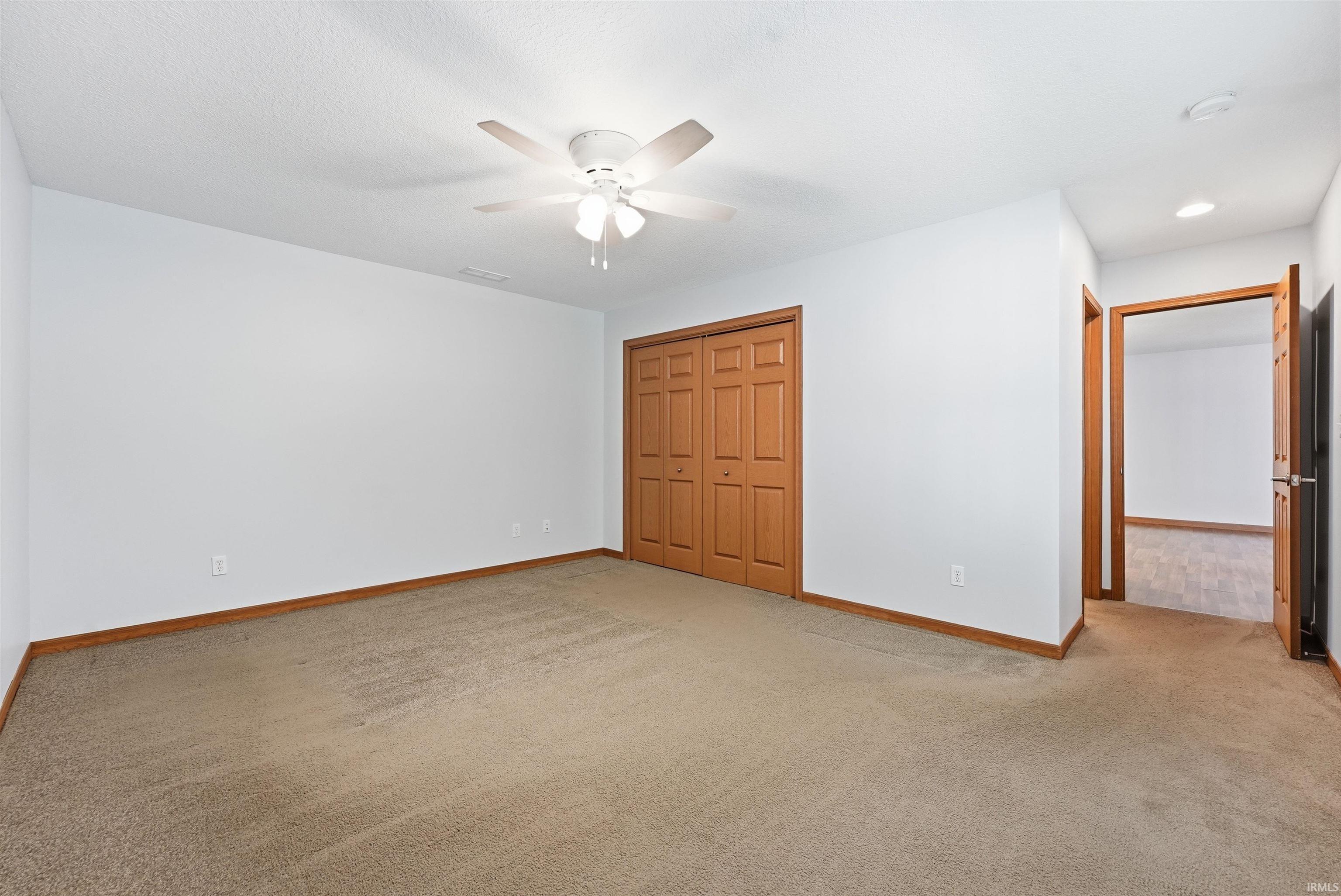 196 Beechnut Court Warsaw IN 46582