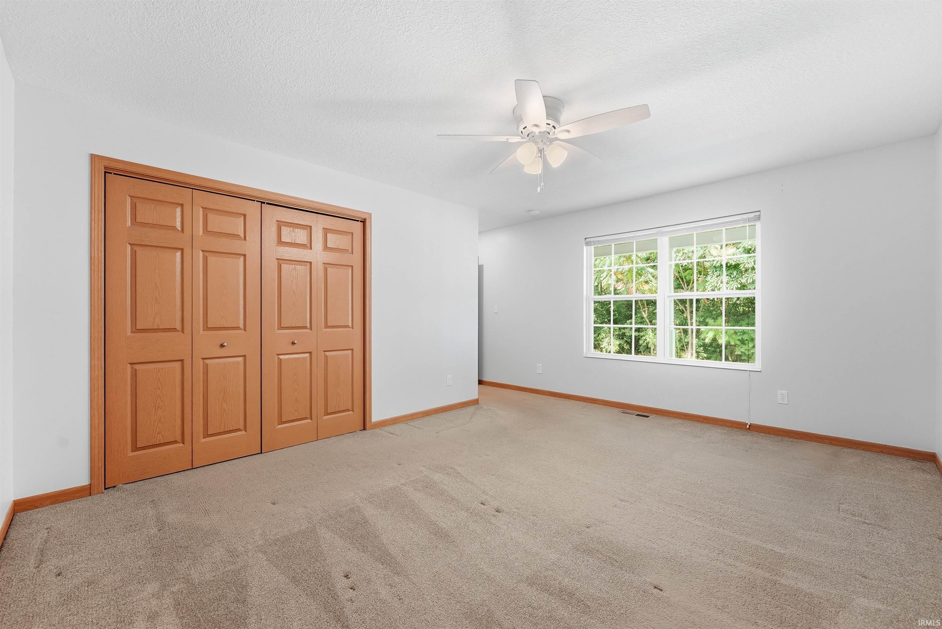 196 Beechnut Court Warsaw IN 46582