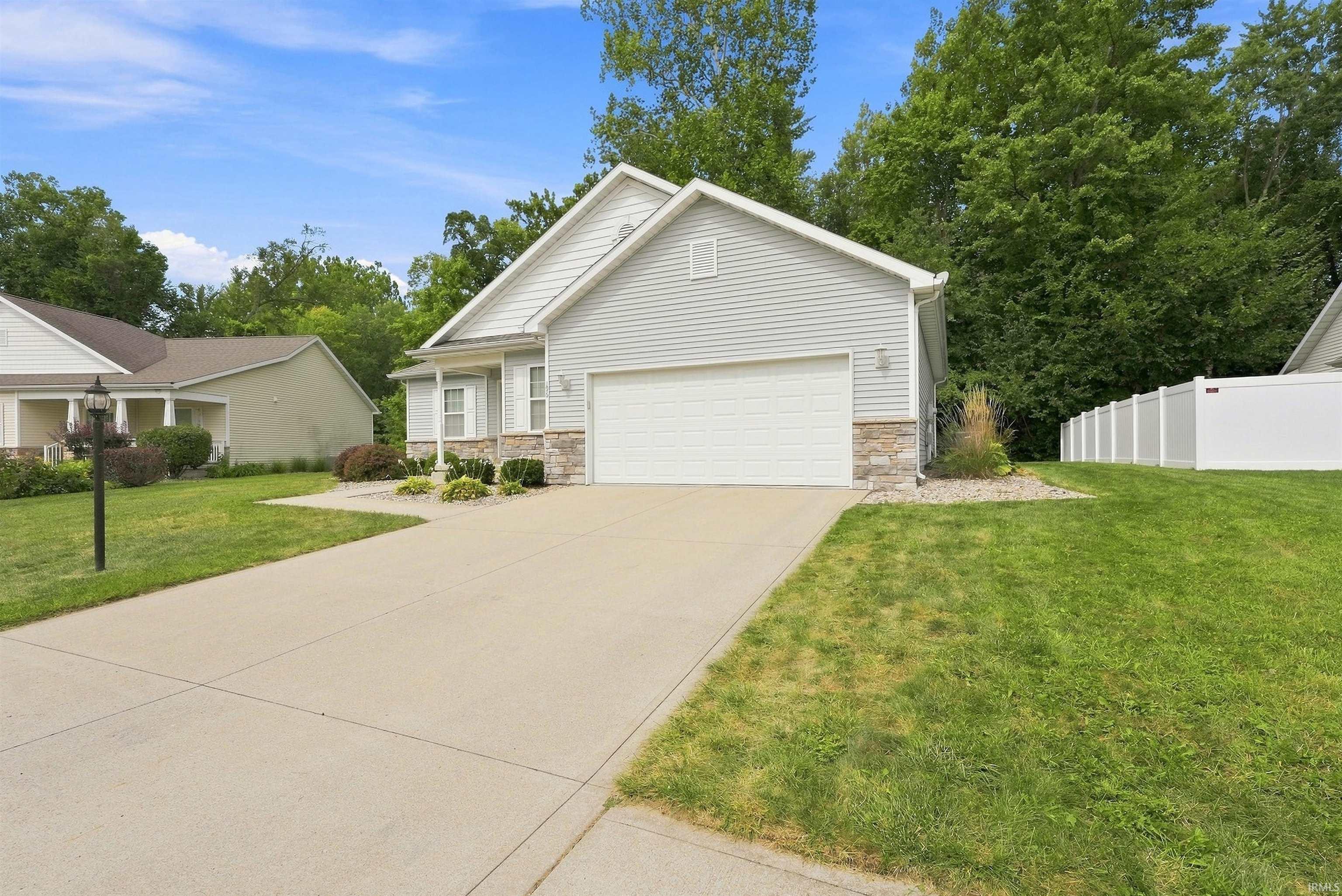 196 Beechnut Court Warsaw IN 46582