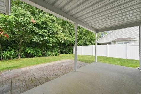 196 Beechnut Court Warsaw IN 46582