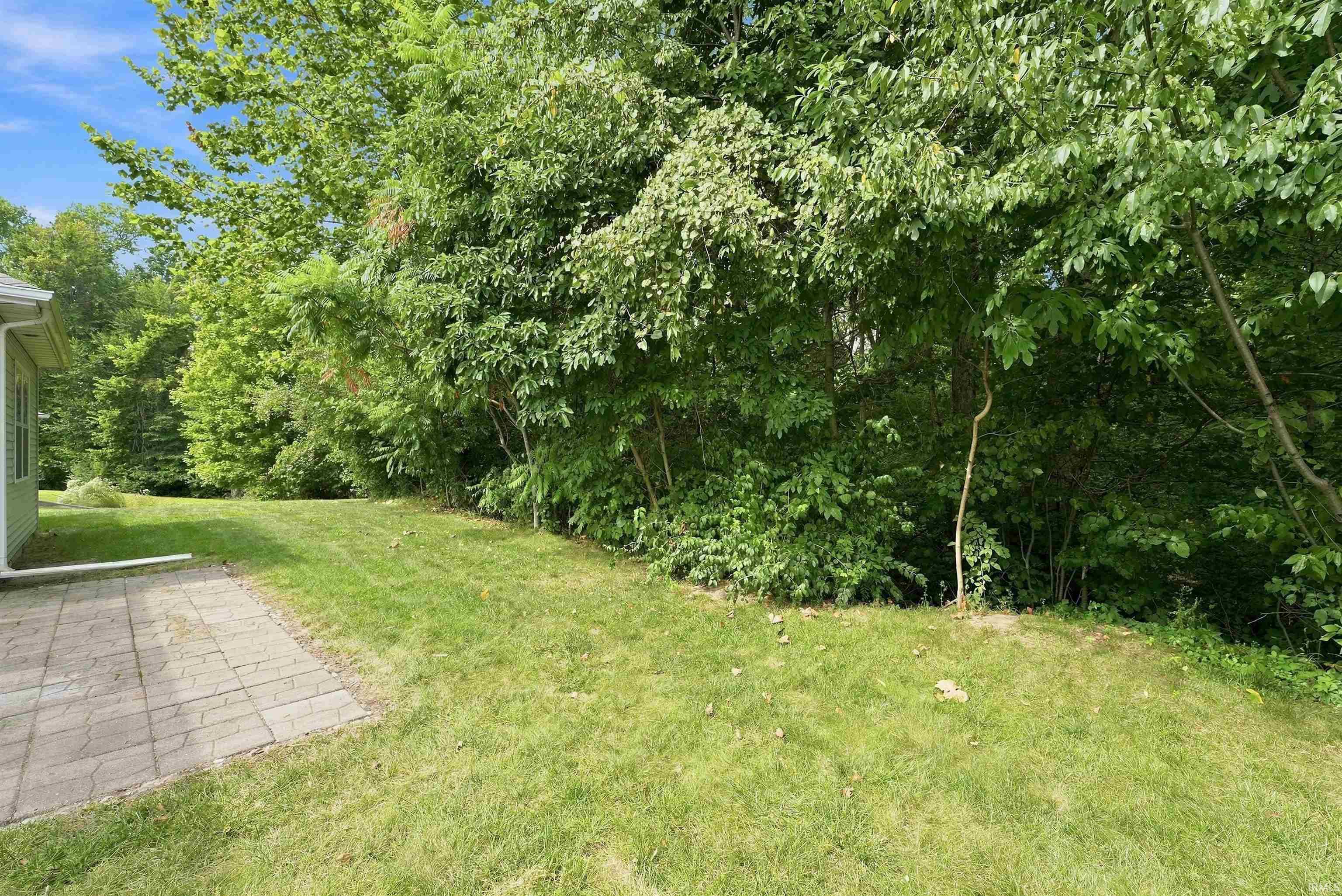 196 Beechnut Court Warsaw IN 46582