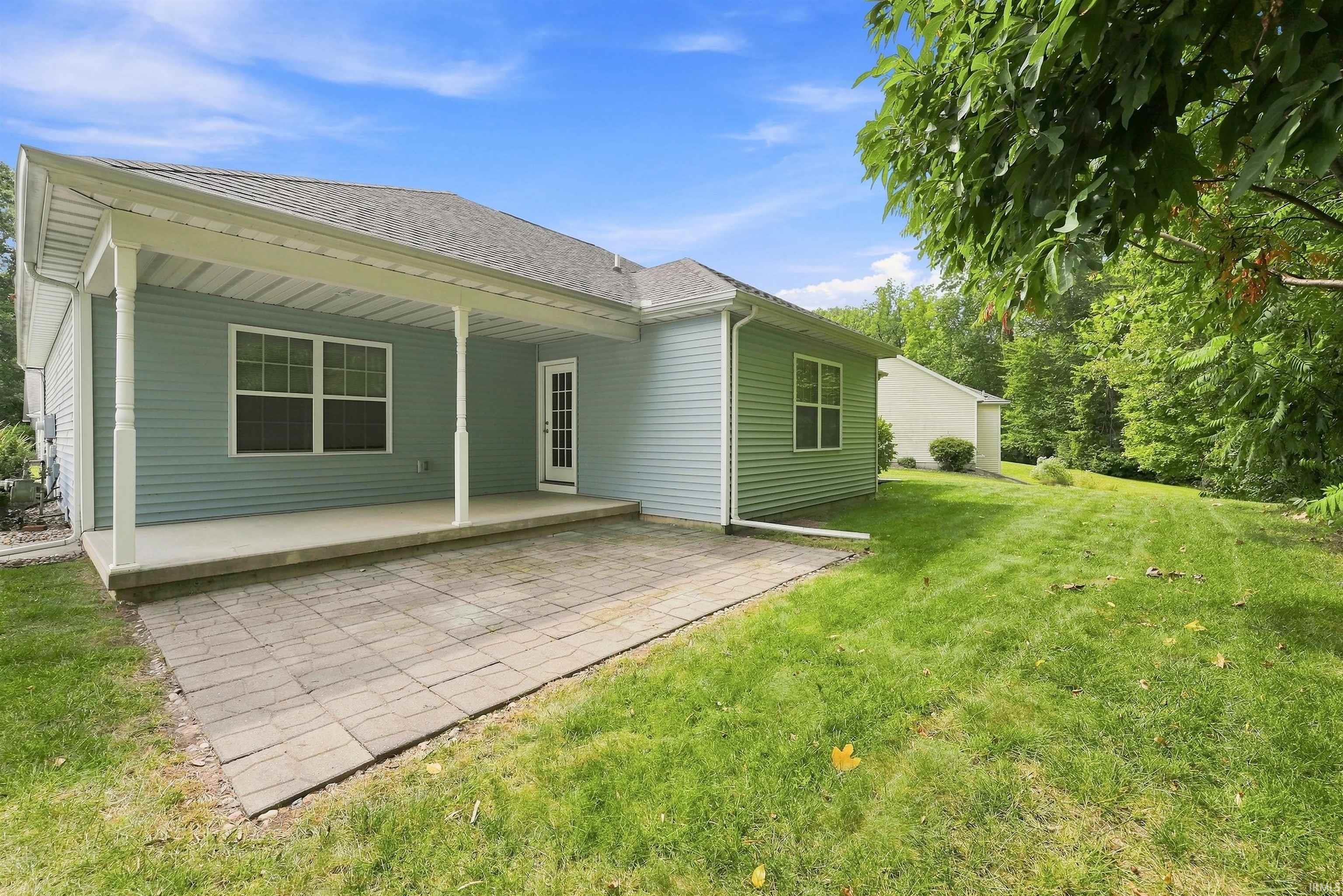 196 Beechnut Court Warsaw IN 46582