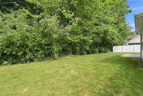 196 Beechnut Court Warsaw IN 46582