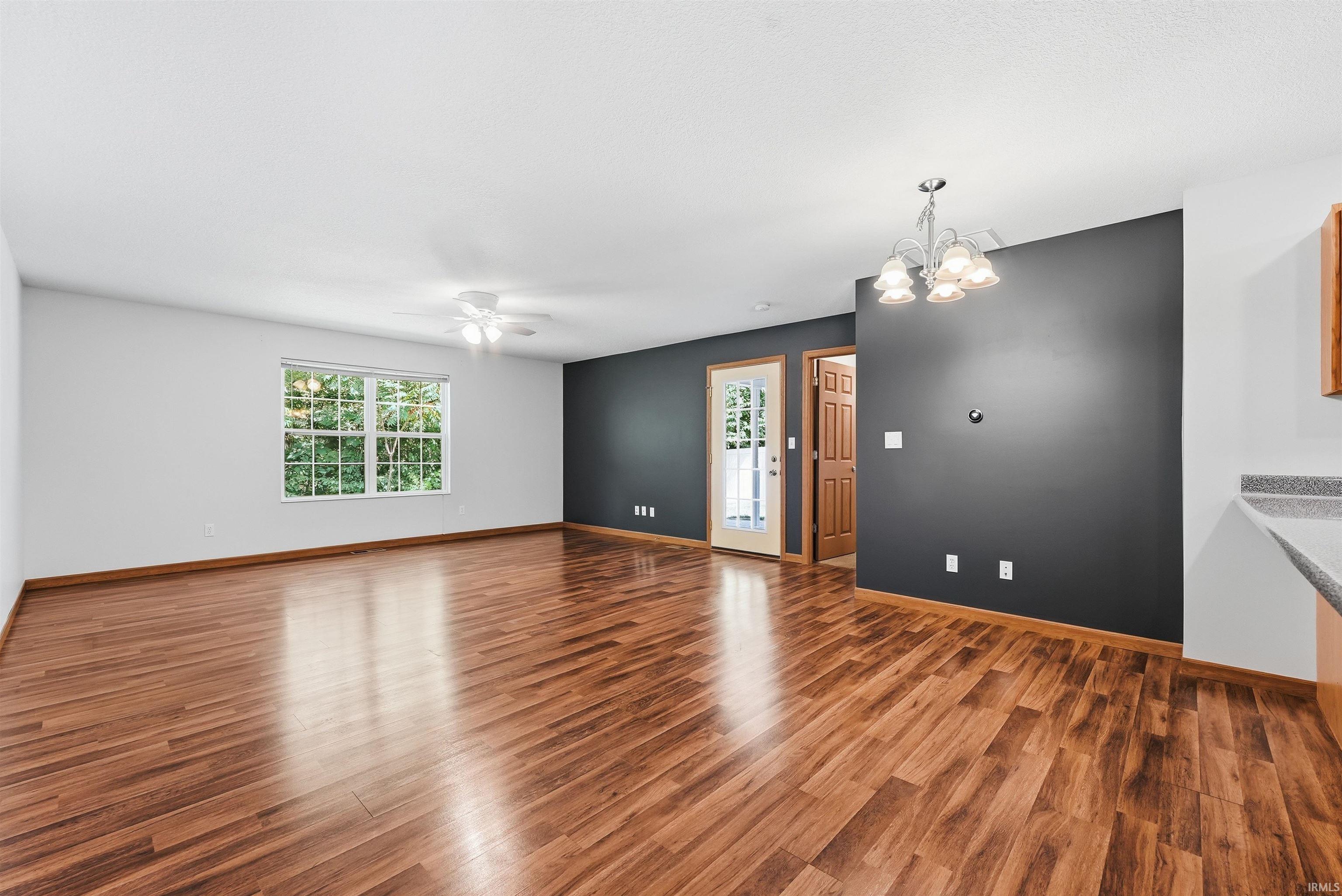 196 Beechnut Court Warsaw IN 46582