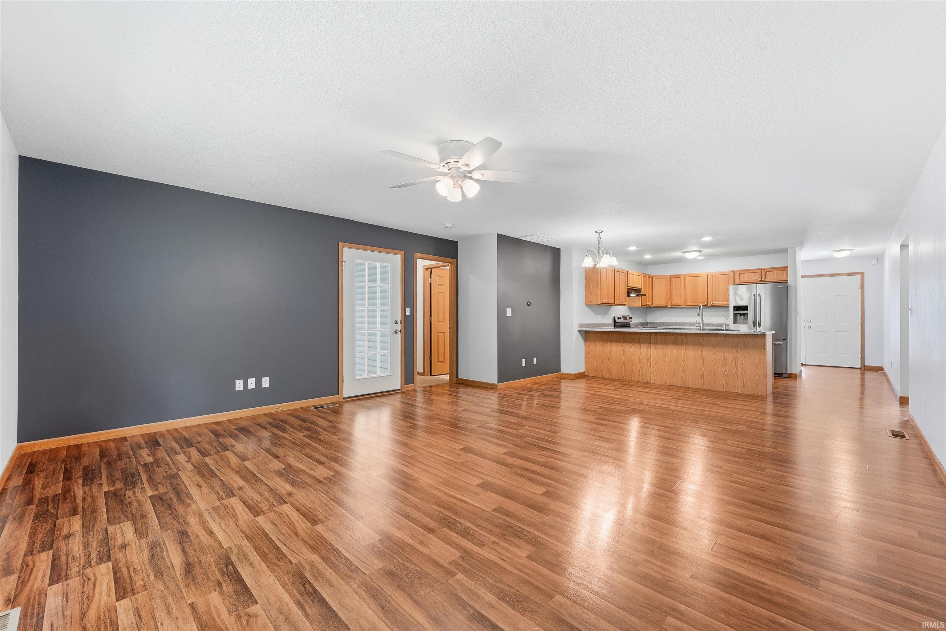 196 Beechnut Court Warsaw IN 46582