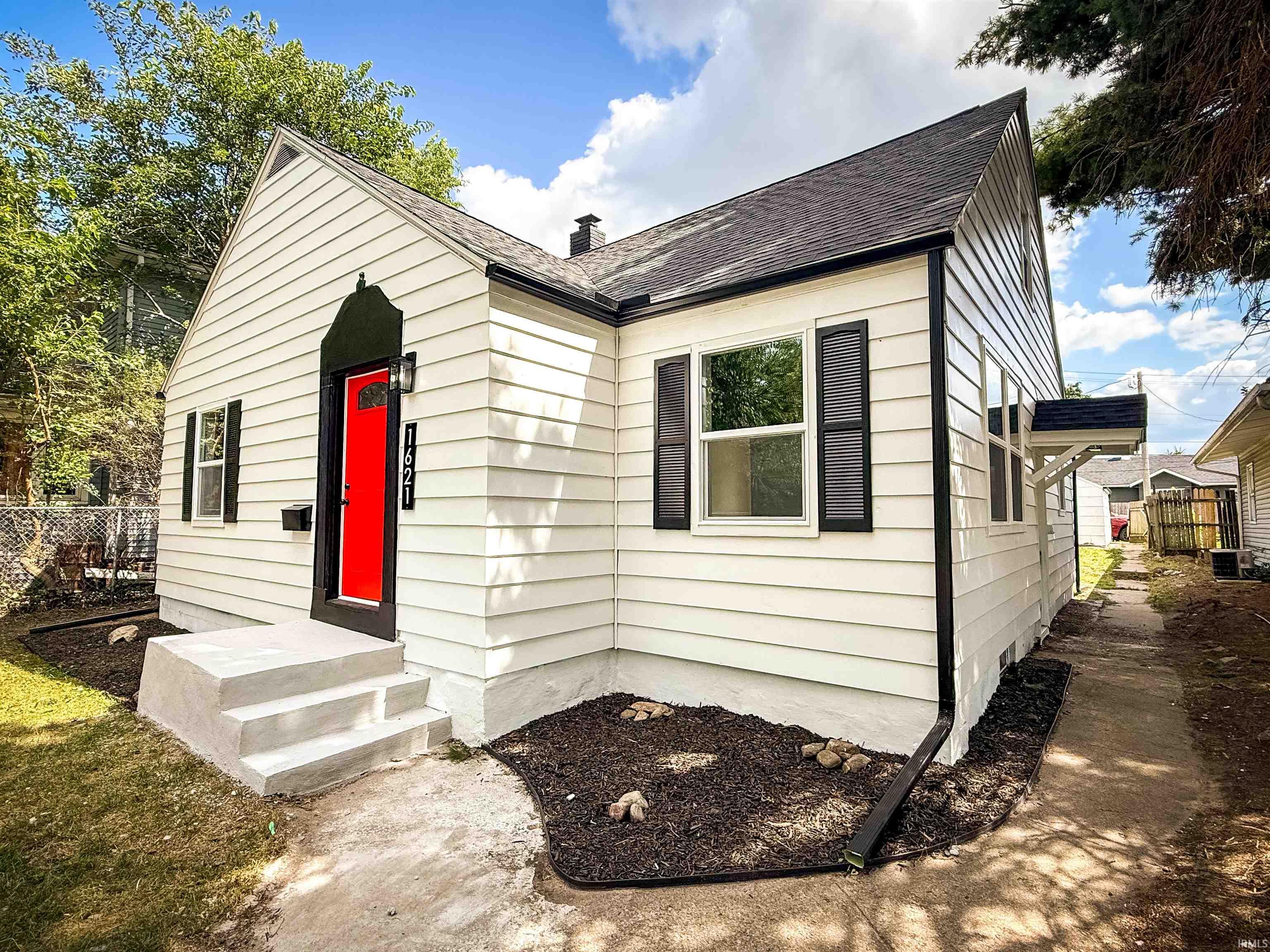 1621 Lincoln Way W Mishawaka IN 46544