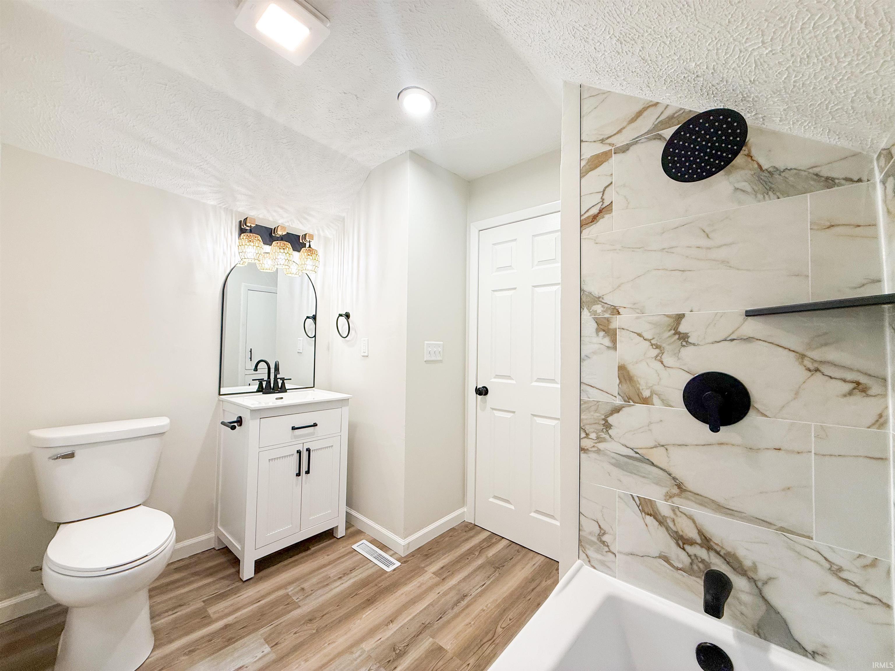1621 Lincoln Way W Mishawaka IN 46544