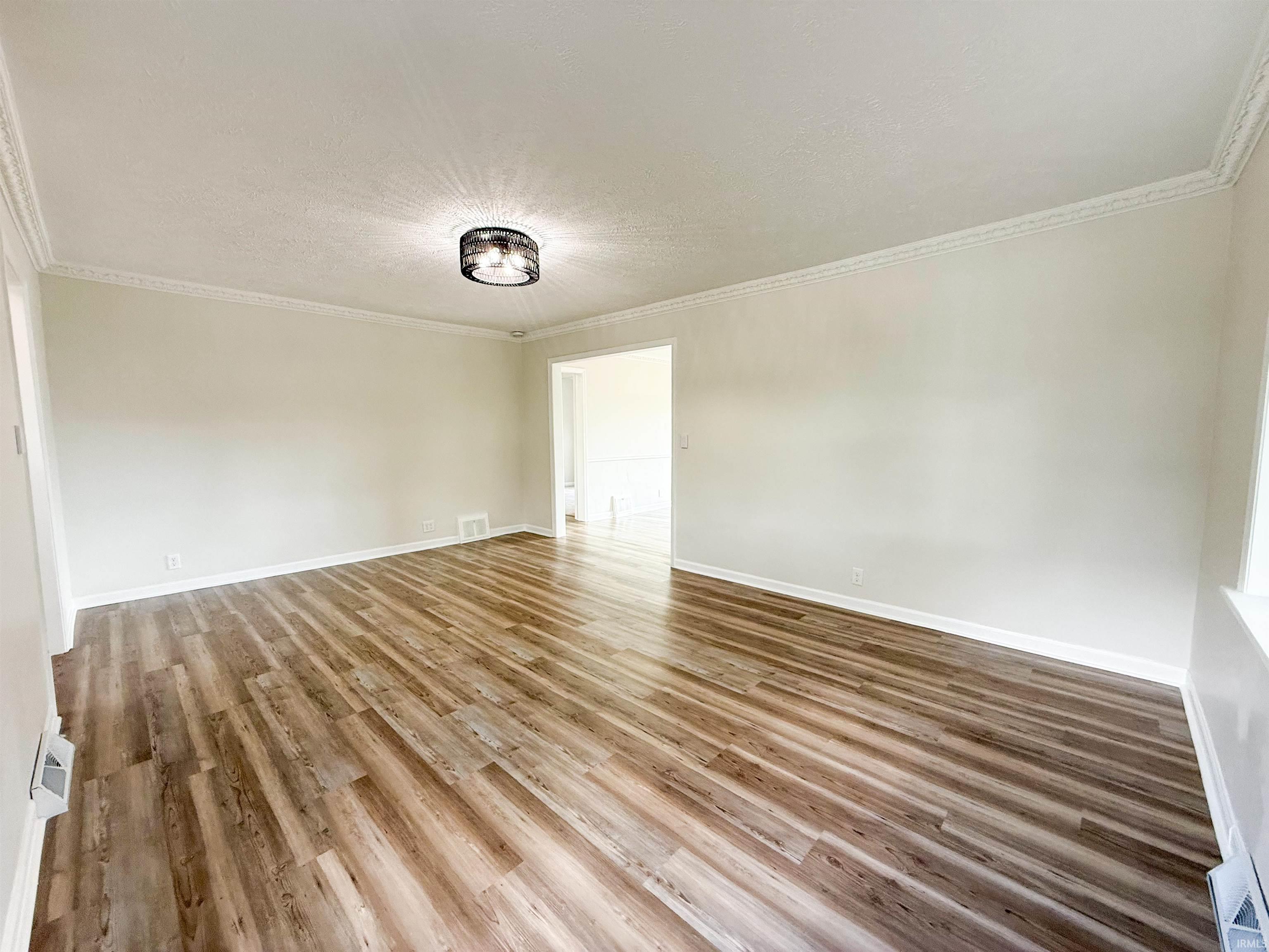 1621 Lincoln Way W Mishawaka IN 46544