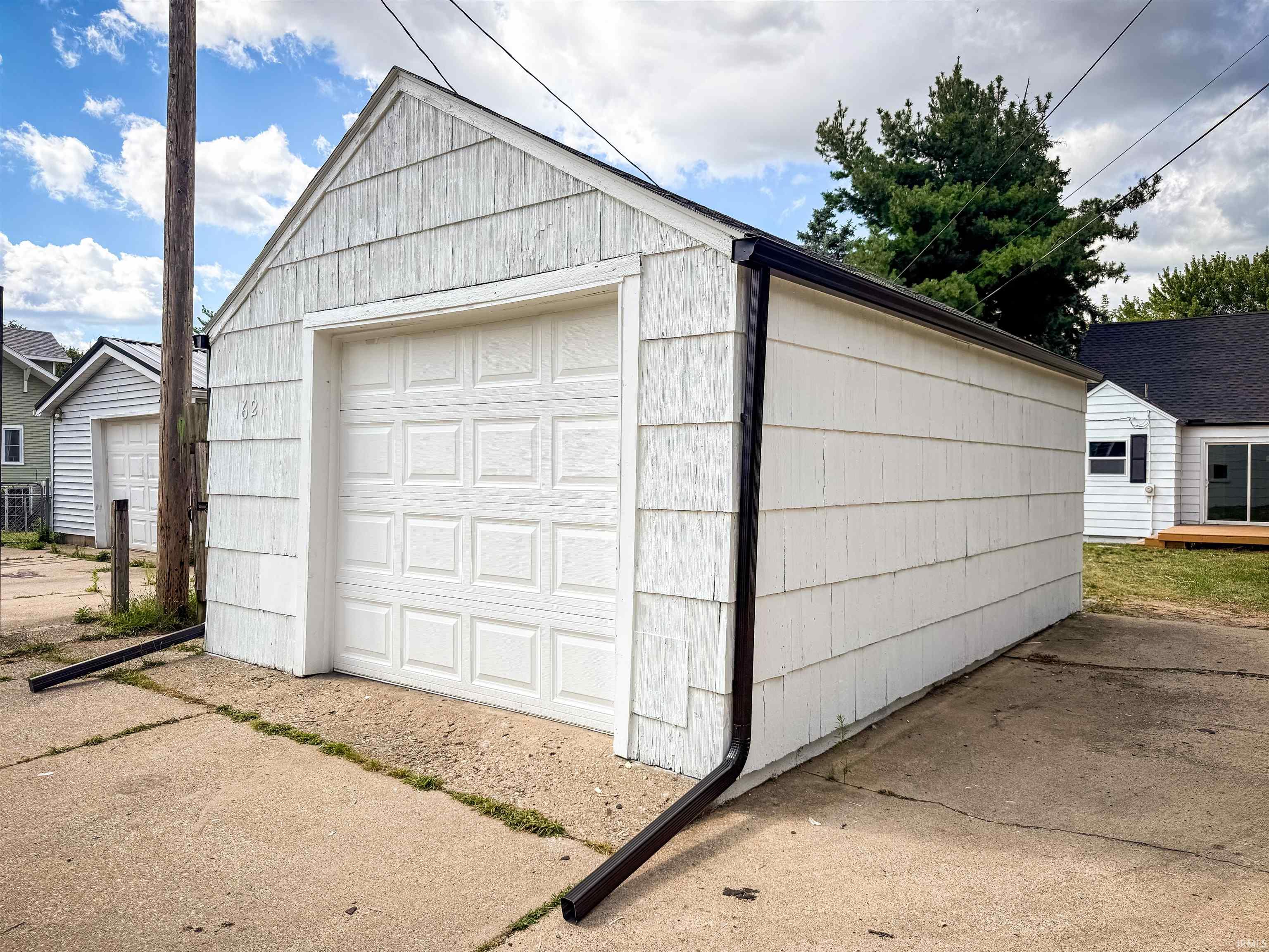 1621 Lincoln Way W Mishawaka IN 46544