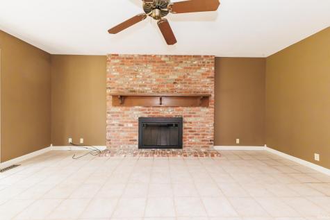 2509 W Riggin Road Muncie IN 47304