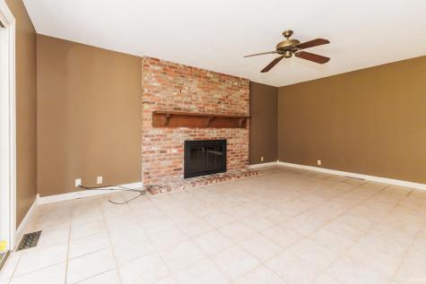 2509 W Riggin Road Muncie IN 47304