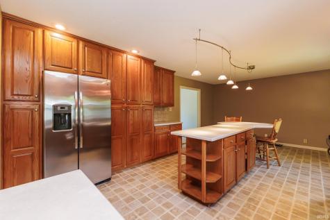 2509 W Riggin Road Muncie IN 47304