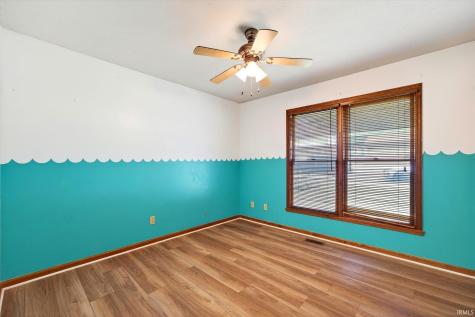 832 E Clover Drive Ellettsville IN 47429