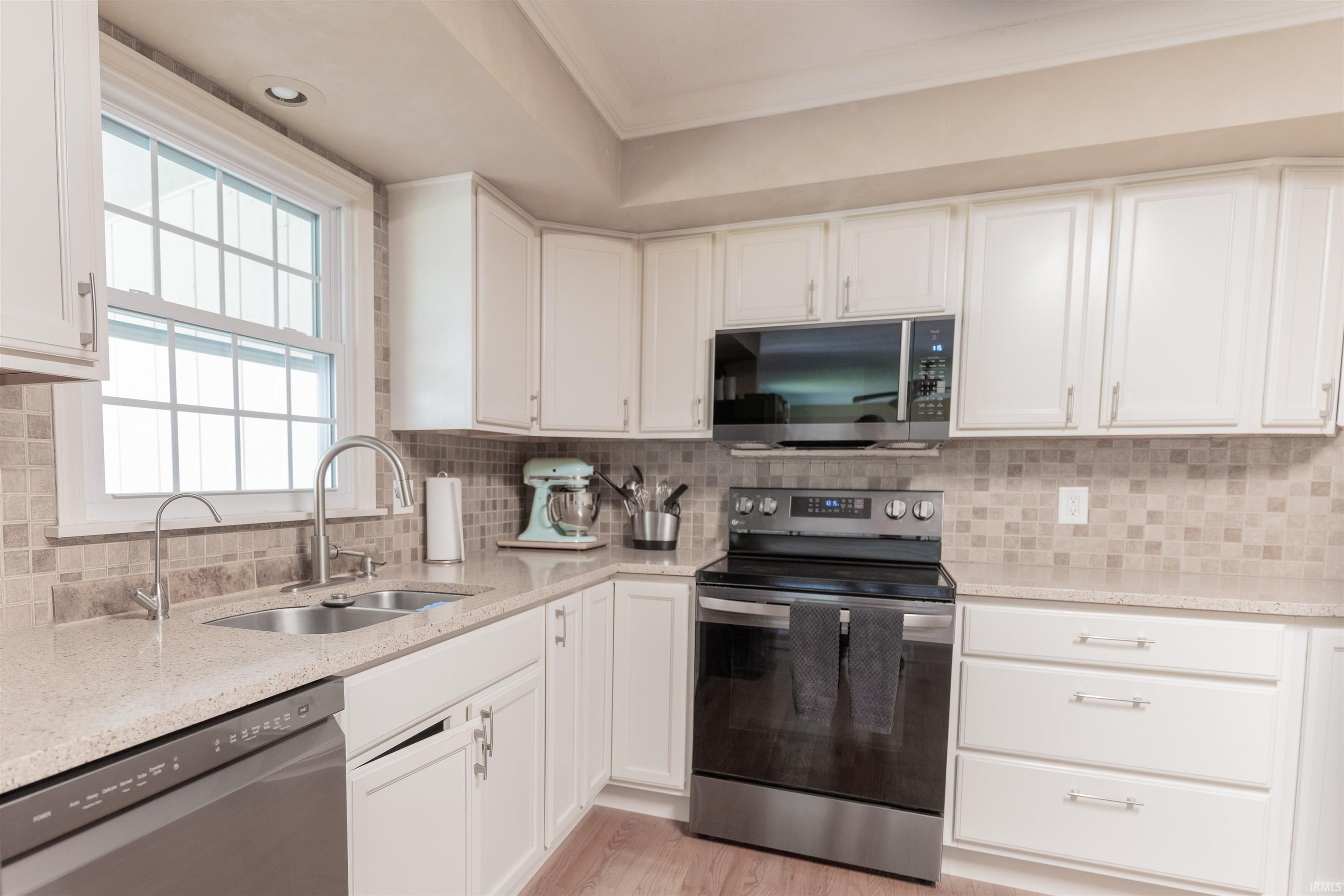 53195 NE Haddington Drive South Bend IN 46635