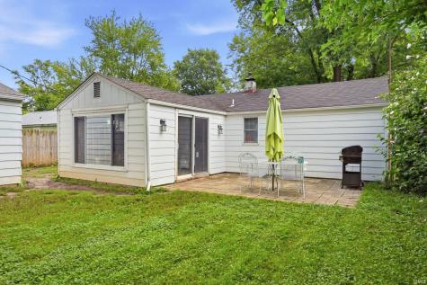 1713 S Oakdale Drive Yorktown IN 47396