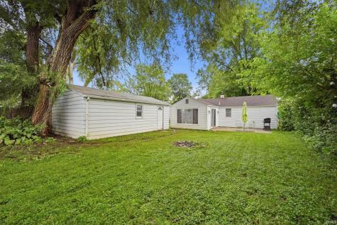 1713 S Oakdale Drive Yorktown IN 47396