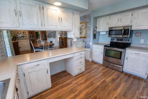 3321 Gregory Farm Village Drive Rochester IN 46975