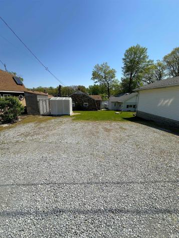 6855 N Skaggs Court Monticello IN 47960
