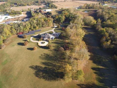 1351 E 250 S Winamac IN 46996