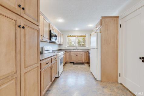1361 Poplar Street Huntington IN 46750