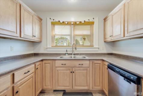 1361 Poplar Street Huntington IN 46750