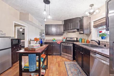 10911 E 200 N Road Lafayette IN 47905