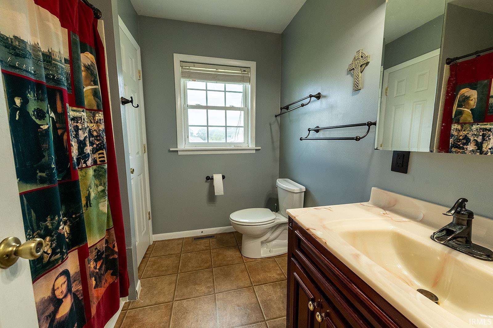 1317 Hartzler Street Warsaw IN 46580