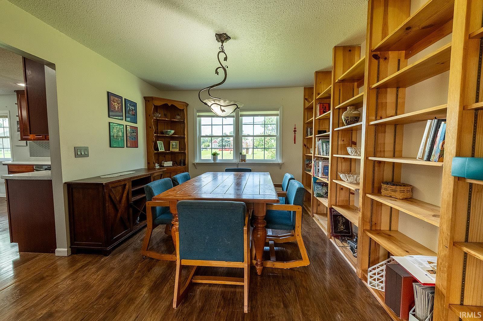 1317 Hartzler Street Warsaw IN 46580